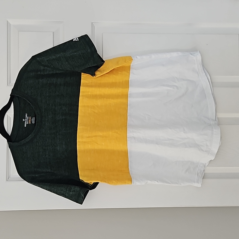 American Eagle colorblock tshirt
